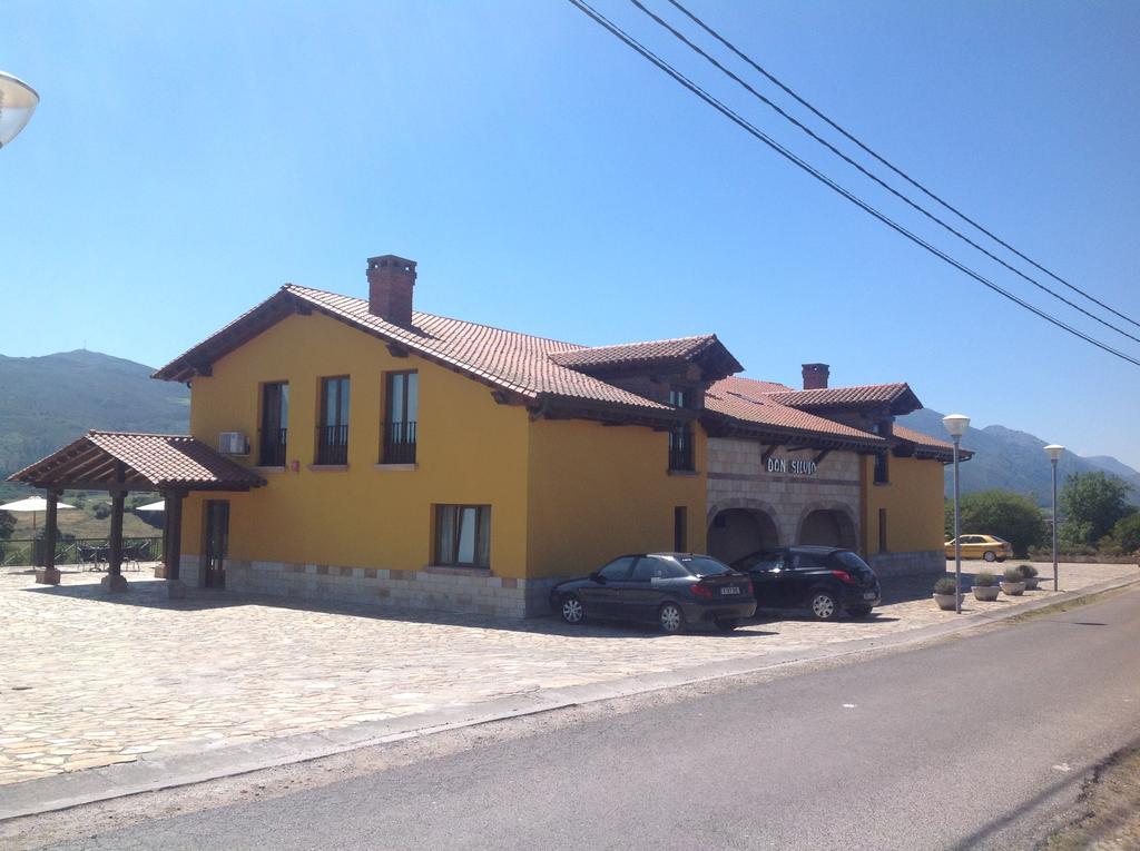 Hotel Don Silvio Colombres Eksteriør billede